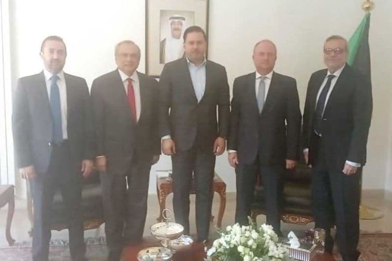 حبيب يهنّئ القائم بالأعمال الكويتي ويشكره على دعم الصندوق العربي